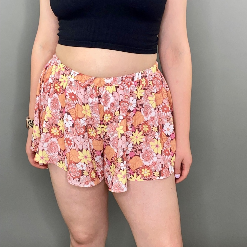 Altar’d State Floral Shorts Size M
